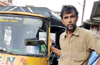 Belthangady: Honest auto driver returns handbag with valuables to rightful owner